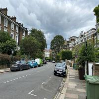 Pros & Cons of Living in London