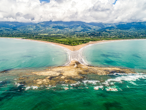 Best-Places-for-Digital-Nomads-to-Live-in-Costa-Rica