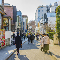Pros & Cons of Living in Tokyo
