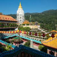 Pros and Cons of Living in Malaysia